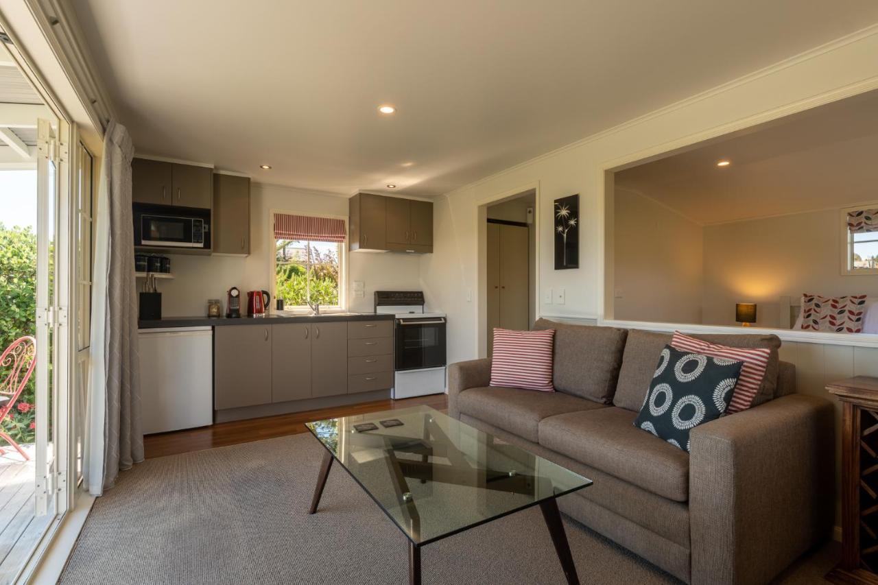 Kina Beach Cottages Tasman 外观 照片